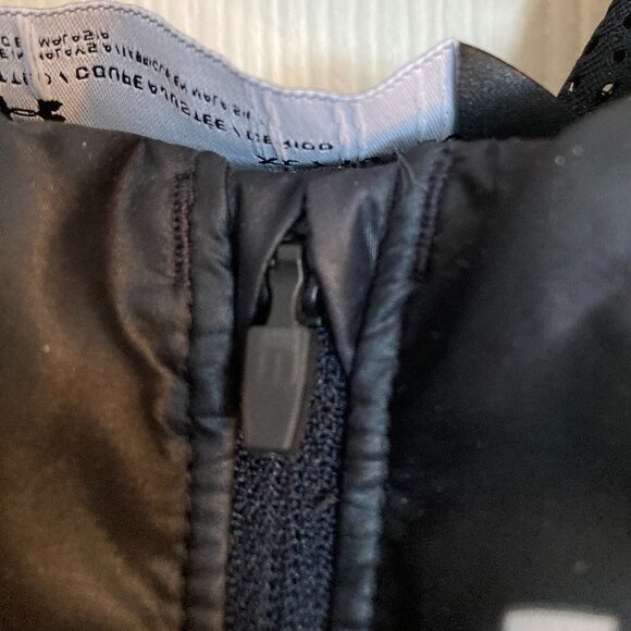 Womens Under Armour Fitted Running Jacket - NWT - Picture 6 of 16